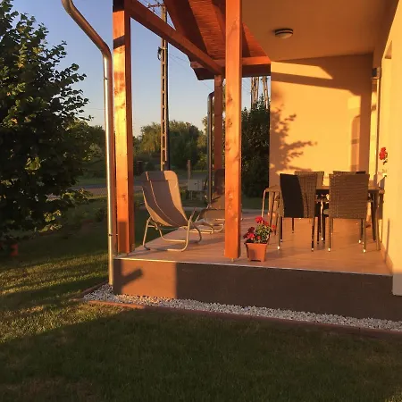Konrad Apartman Holiday home Balatonmariafurdo