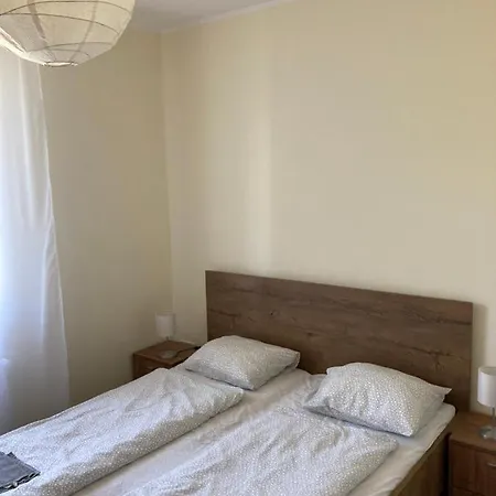 Konrad Apartman * Balatonmariafurdo