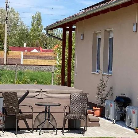 Holiday home Konrad Apartman
